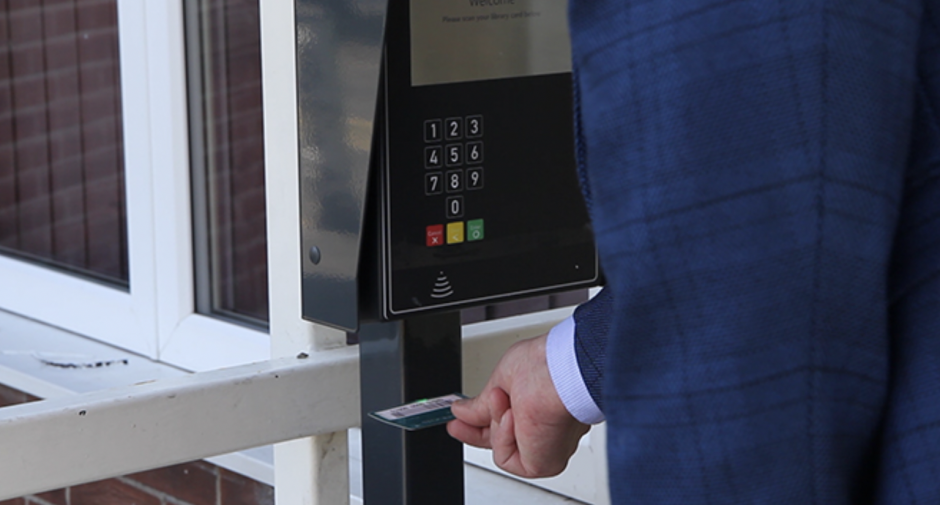 Edgeley, Great Moor and Reddish libraries go Open+