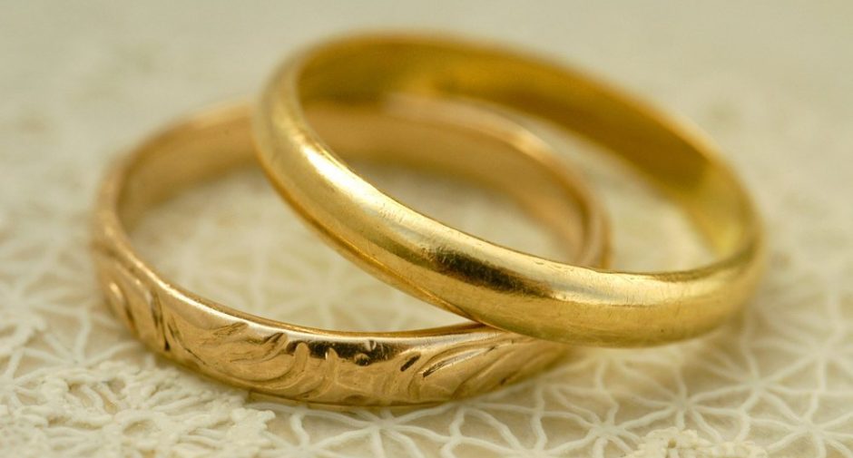 Legal age for marriage in England and Wales rises to 18